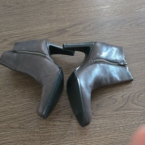 Nine west leather boots 7.5 - Picture 4 of 8